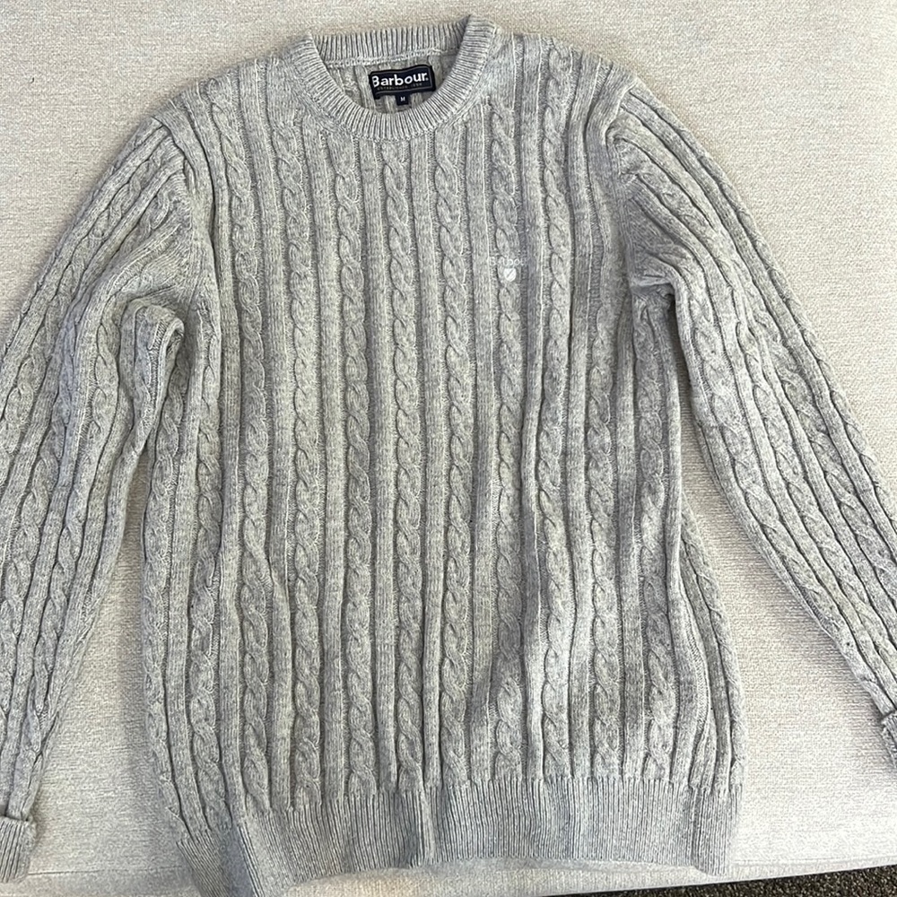 Barbour pullover size medium